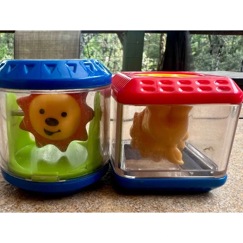 Fisher Price Peek-a-Boo Sensory Blocks Lion and Sun Spinning Toys Set of 2